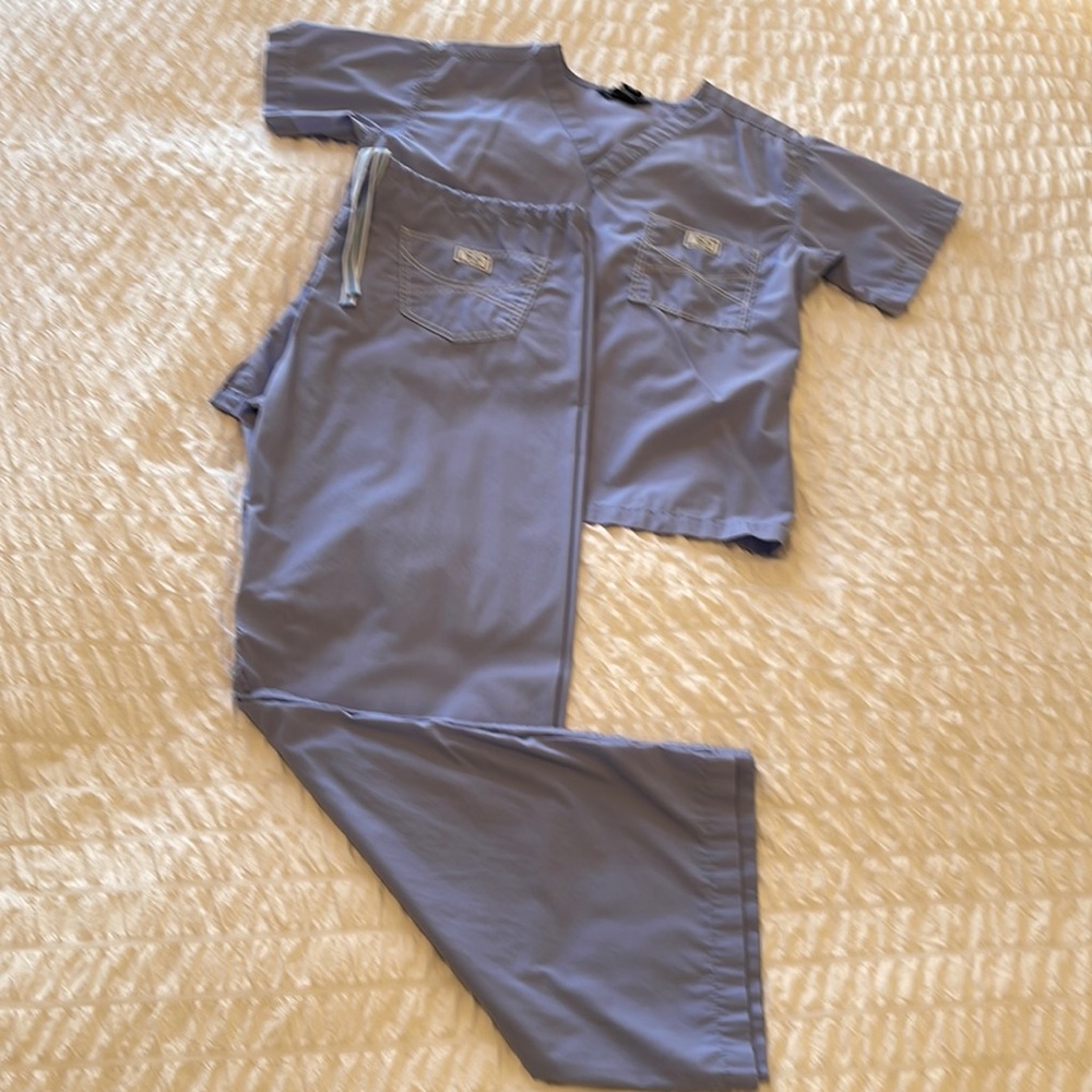 Blue Sky “Skinny Scrubs” Set